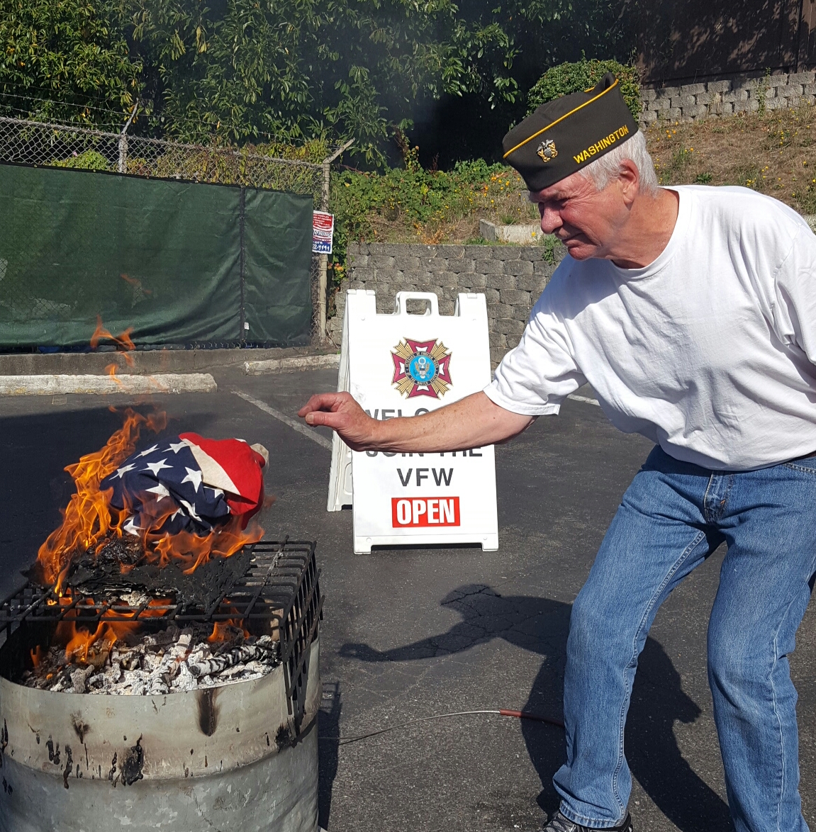 Flag disposal